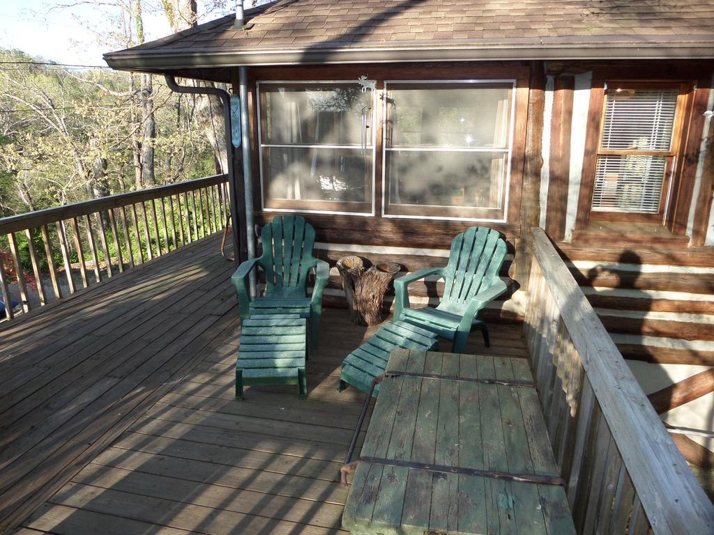 ユリーカ・スプリングス Lake Lucerne Treehouseヴィラ エクステリア 写真